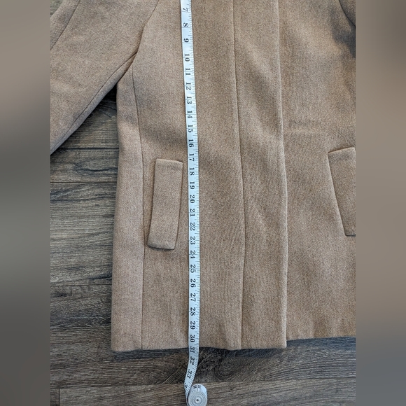 *SOLD* J.Crew Size 4 Tan Wool Peacoat Lined Winter Jacket Top Coat Neutral - Picture 3 of 8